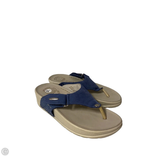 Sandals Flats By Clothes Mentor In Blue, Size: 9.5