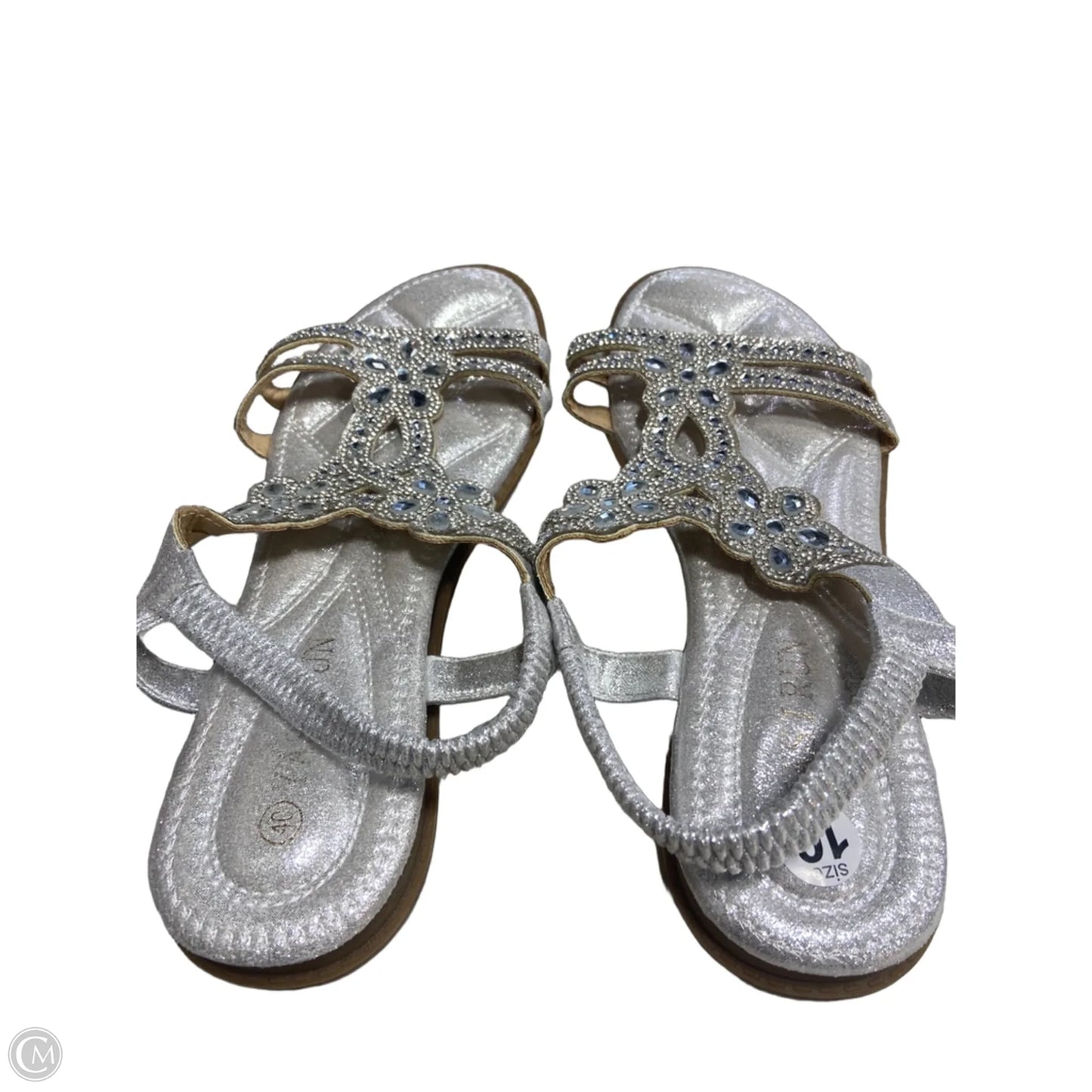 Sandals Flats By Clothes Mentor In Silver, Size: 10