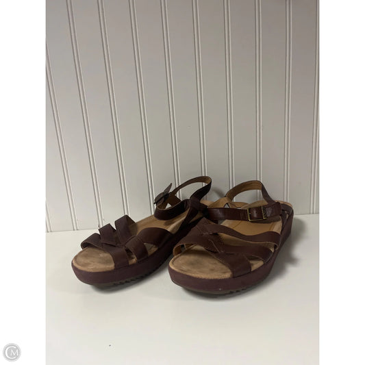 Sandals Heels Platform By Vionic In Brown, Size: 9