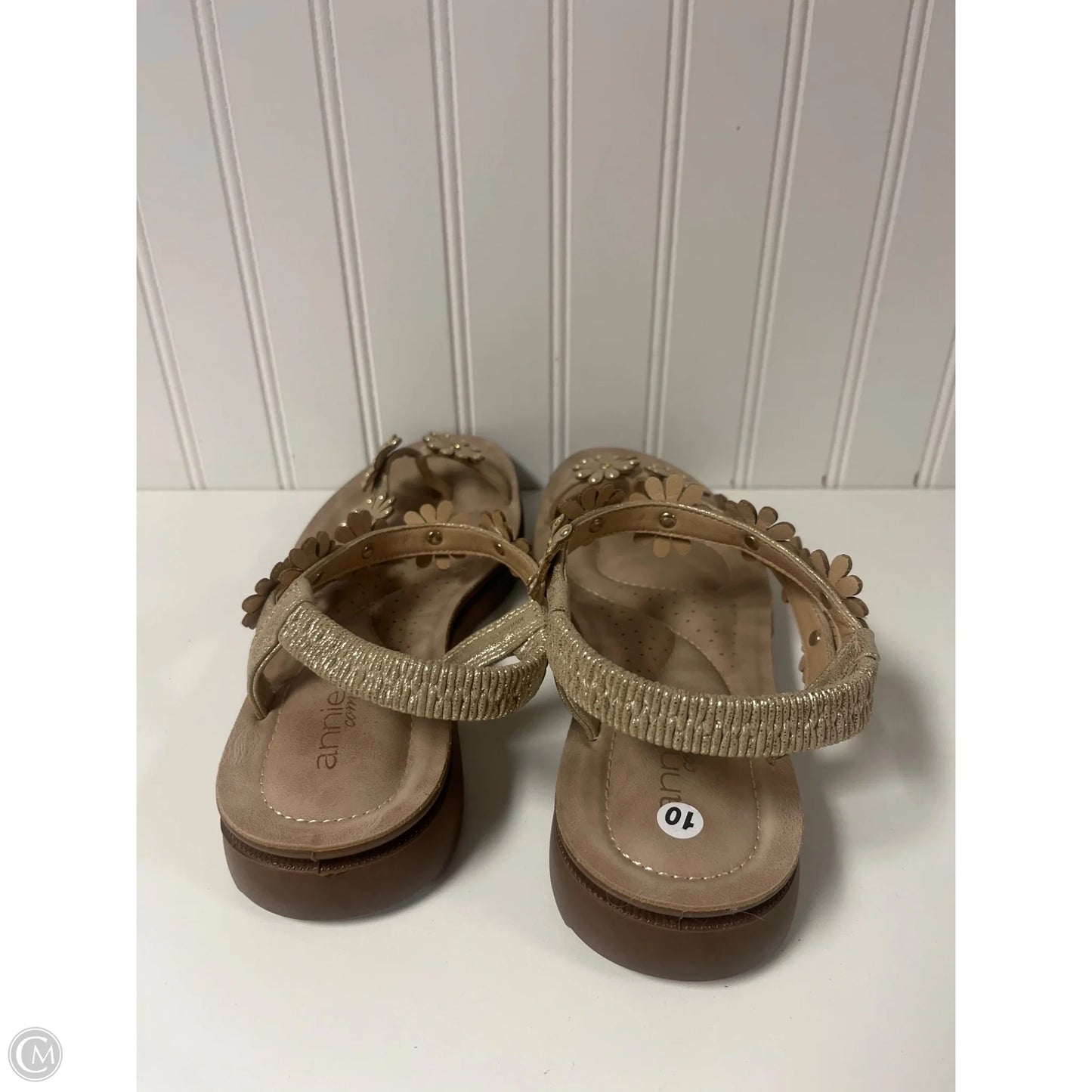 Sandals Flats By Annie In Tan, Size: 10