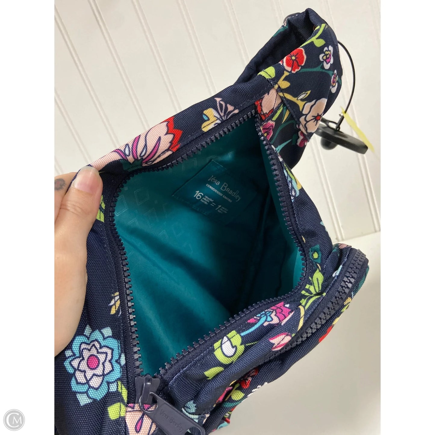 Belt Bag By Vera Bradley, Size: Small