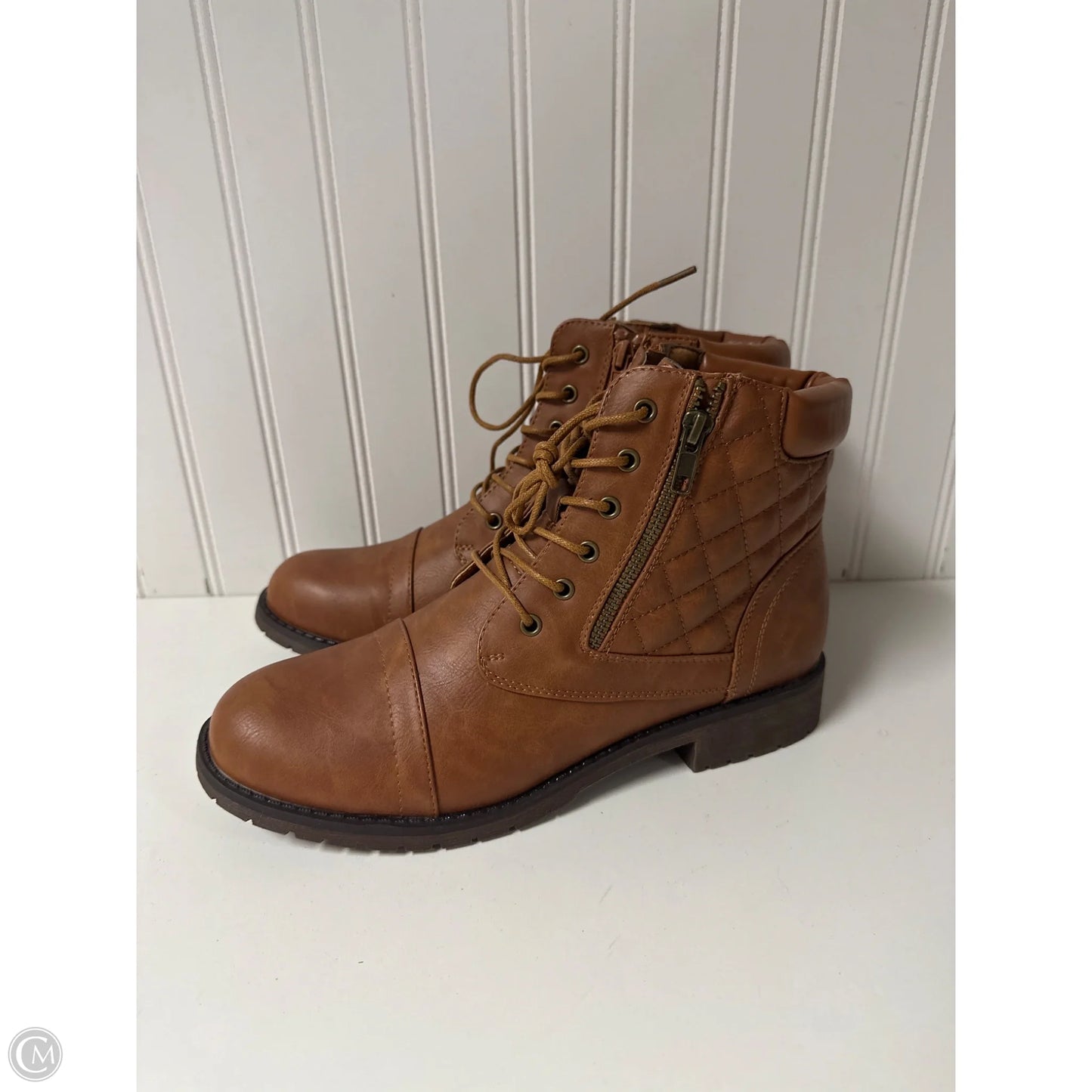 Boots Ankle Flats By Clothes Mentor In Brown, Size: 10