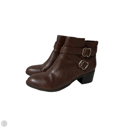 Boots Ankle Heels By Unisa In Brown, Size: 7