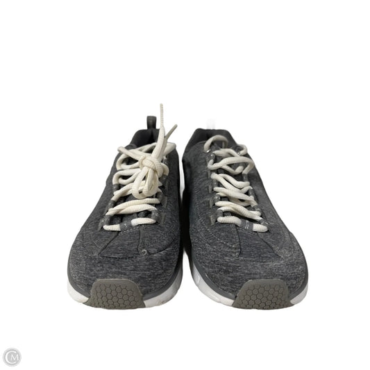 Shoes Athletic By Skechers In Grey, Size: 7.5