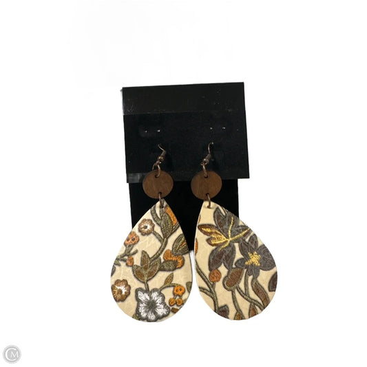 Earrings Dangle/drop By Clothes Mentor, Size: 1