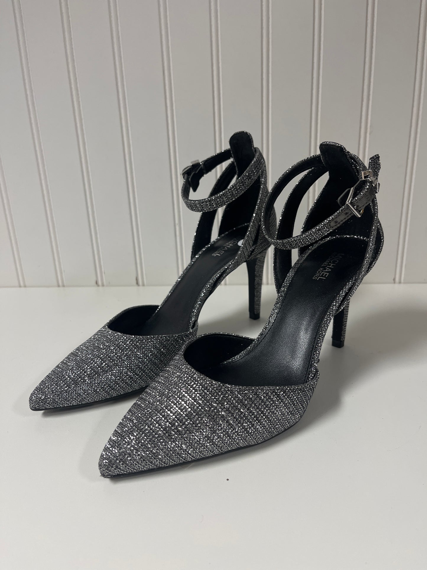 Shoes Designer By Michael Kors In Silver, Size: 7