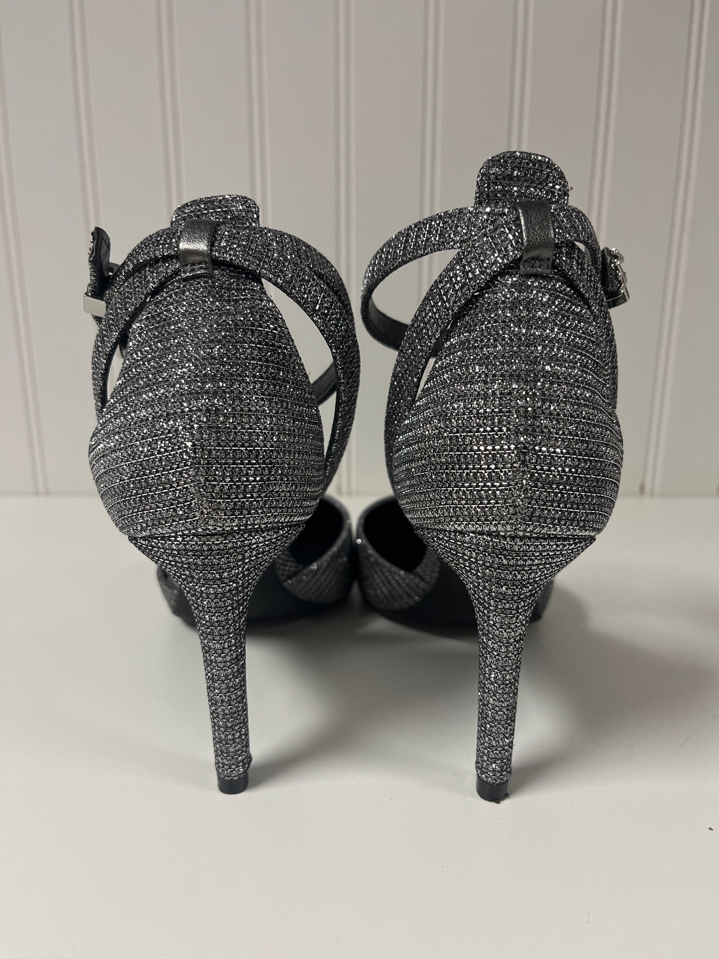 Shoes Designer By Michael Kors In Silver, Size: 7