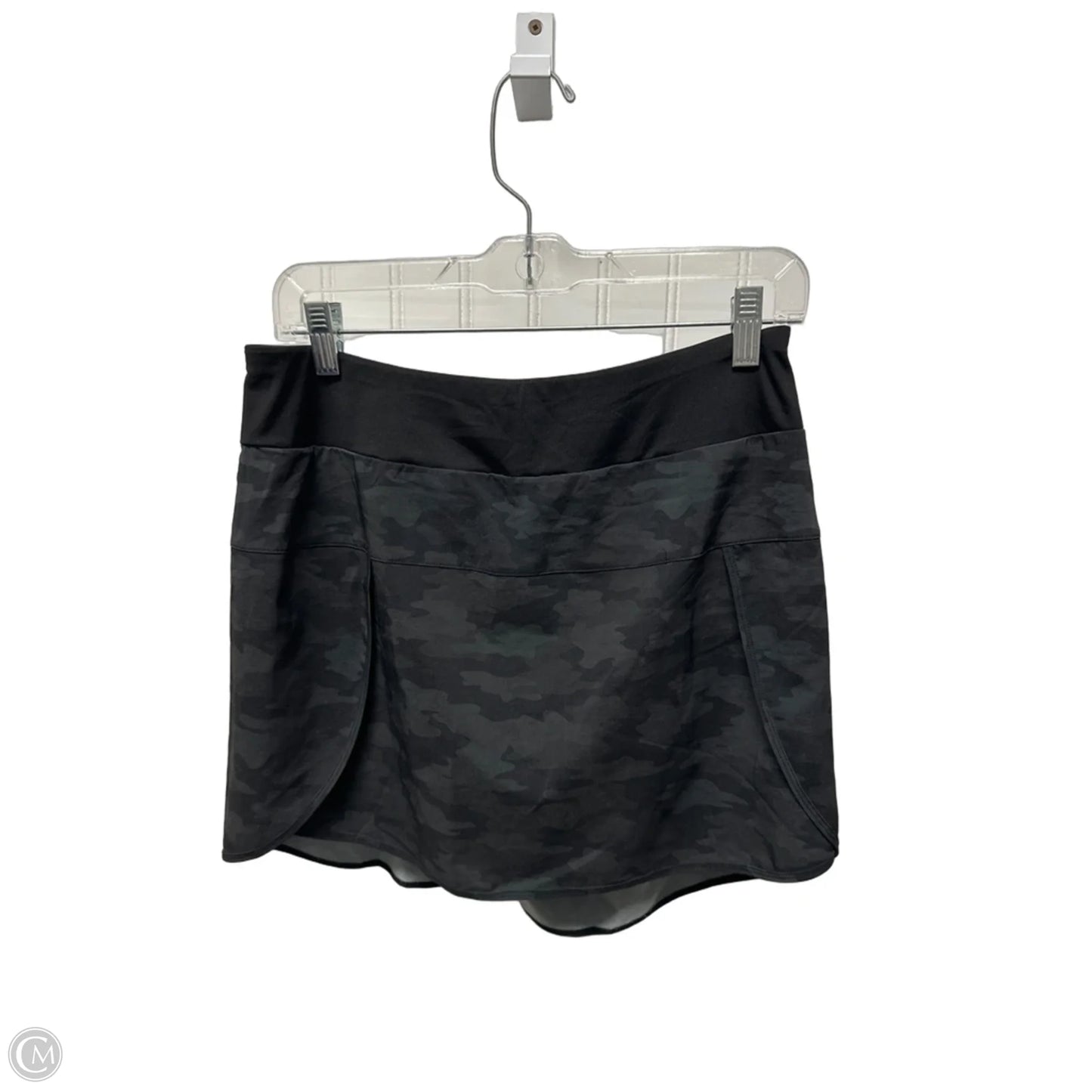 Athletic Skort By Kyodan In Camouflage Print, Size: M