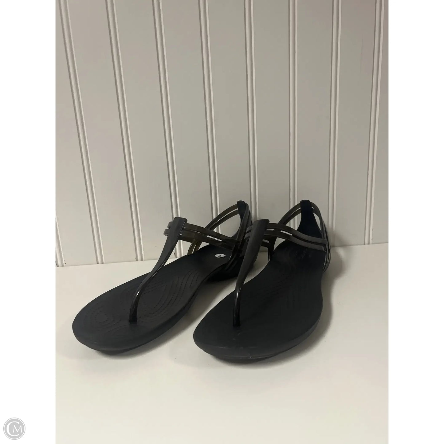 Sandals Flats By Crocs In Black, Size: 7