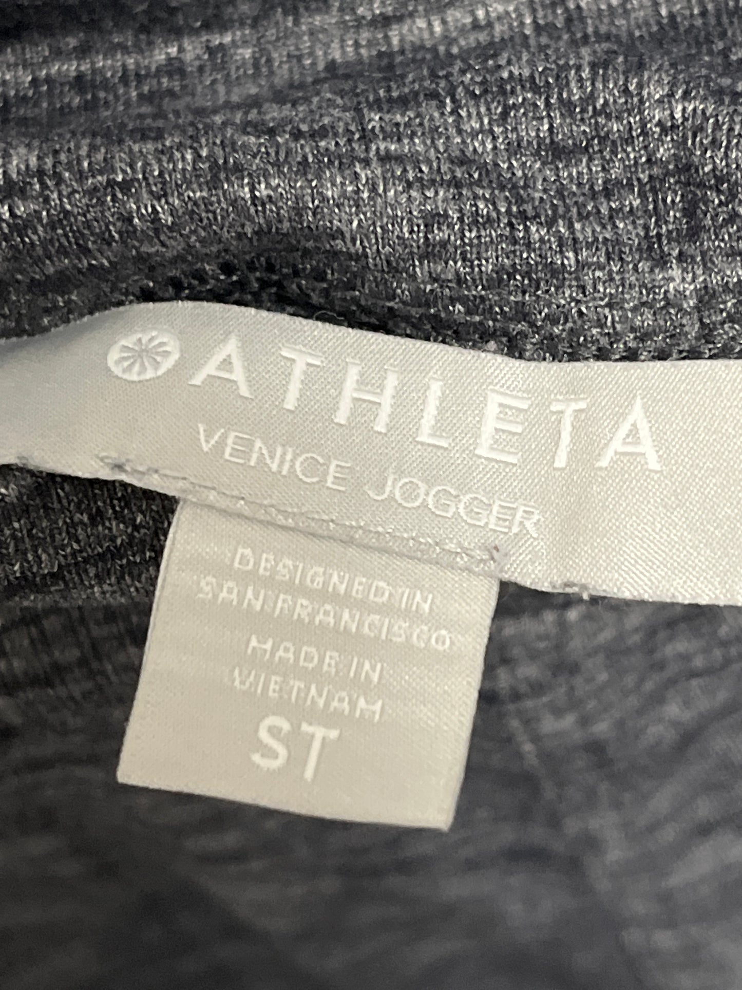 Athletic Pants By Athleta In Grey, Size: S