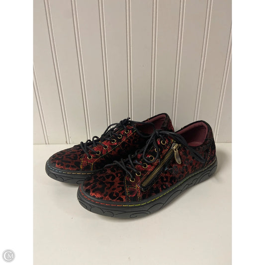 Shoes Sneakers By Spring Step In Animal Print, Size: 7.5