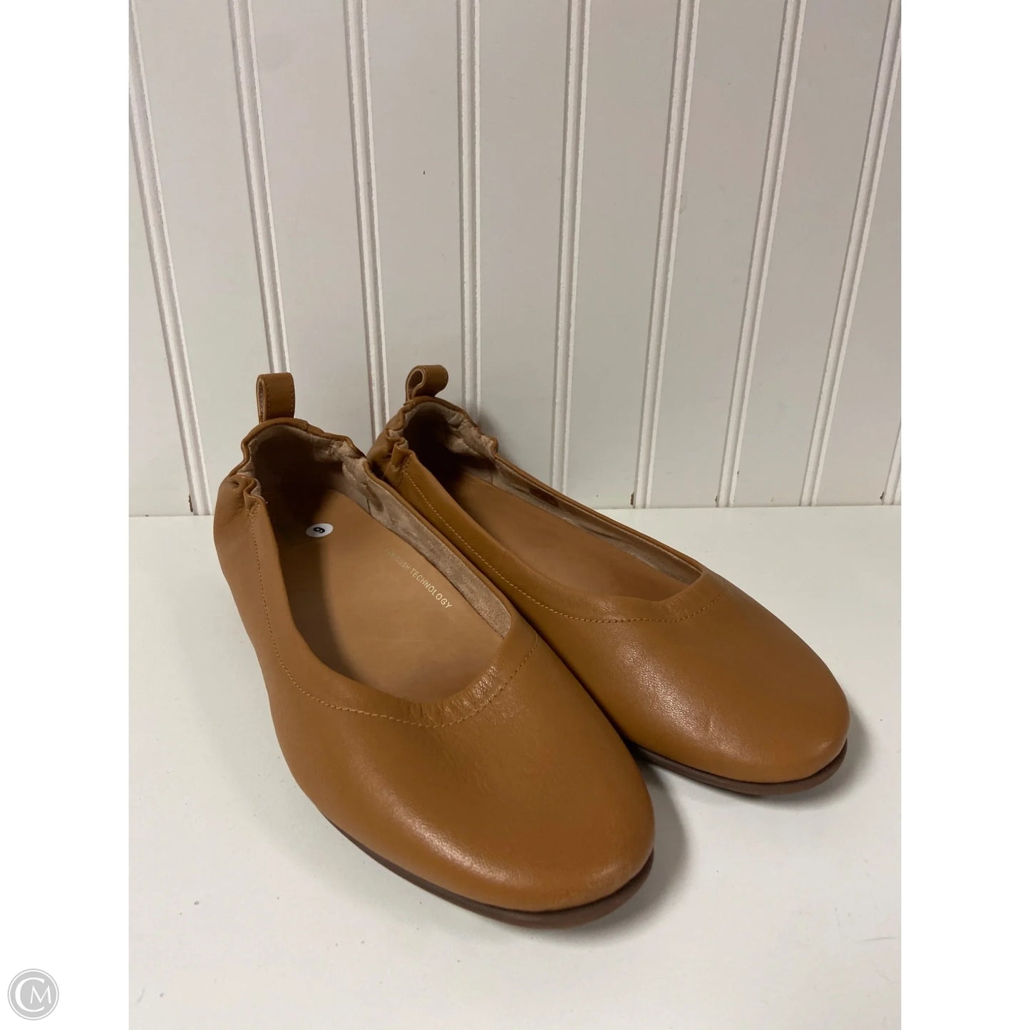 Shoes Flats By Fitflop In Tan, Size: 9