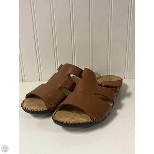 Sandals Flats By Naturalizer In Brown, Size: 7