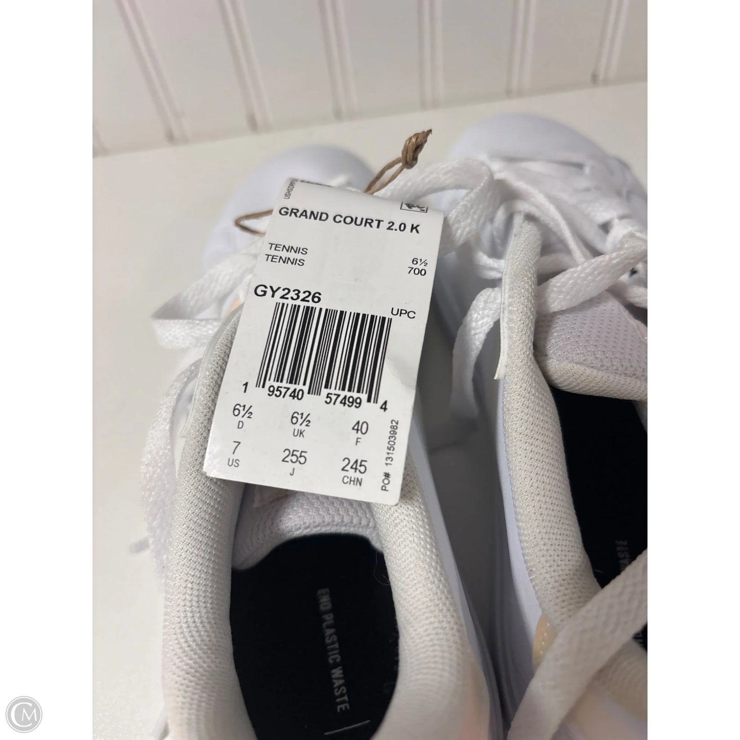 Shoes Sneakers By Adidas In White, Size: 7