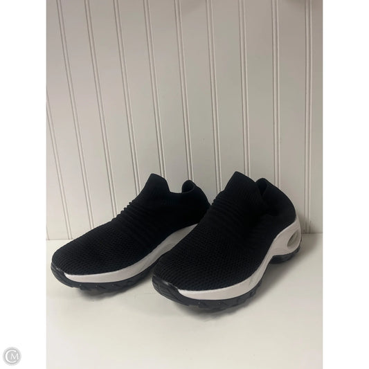 Shoes Athletic By Cmf In Black & White, Size: 9.5