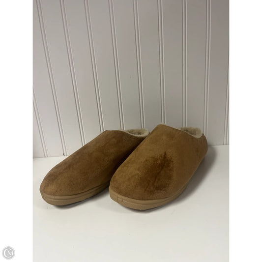 Slippers By Clothes Mentor In Tan, Size: 6