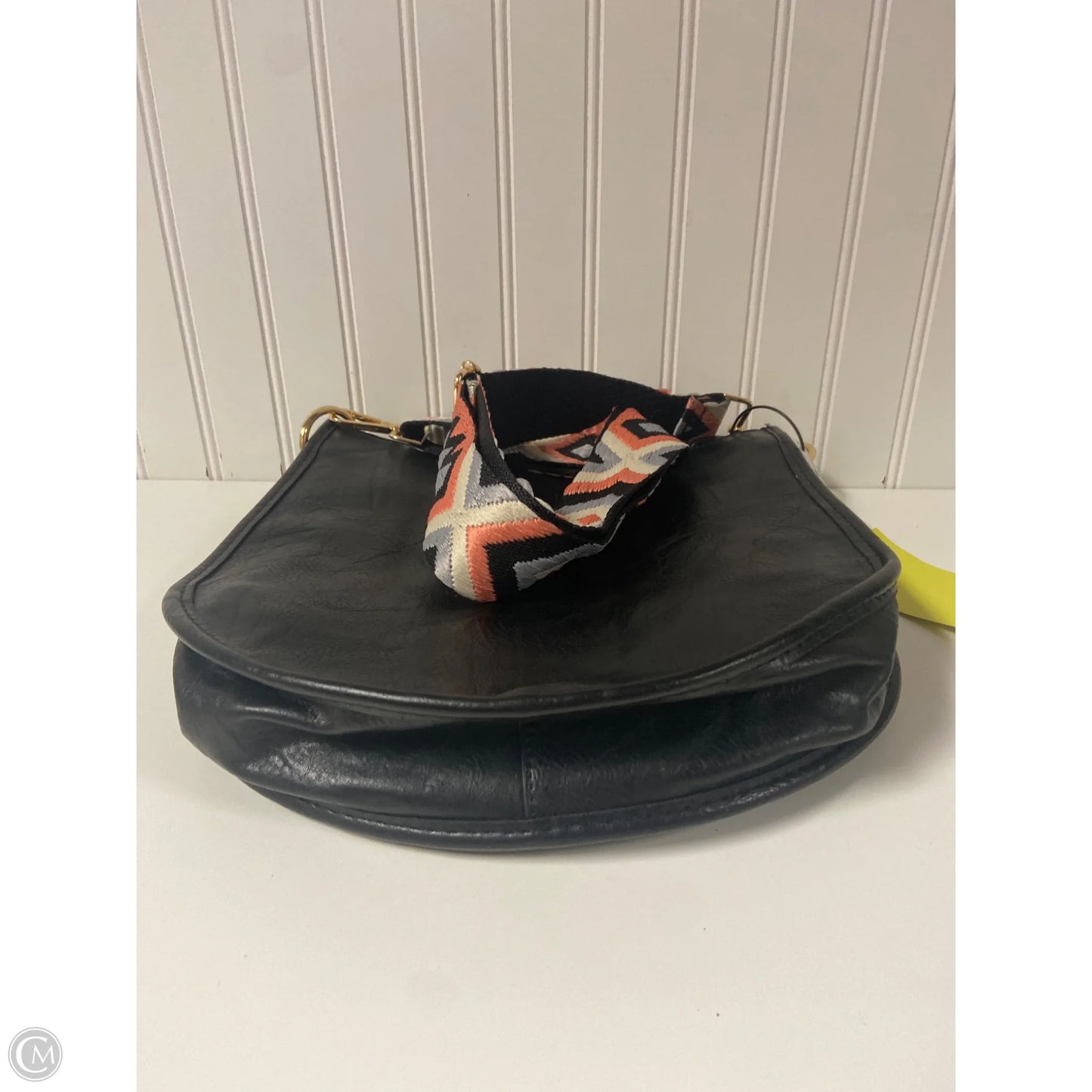 Crossbody By Clothes Mentor, Size: Large