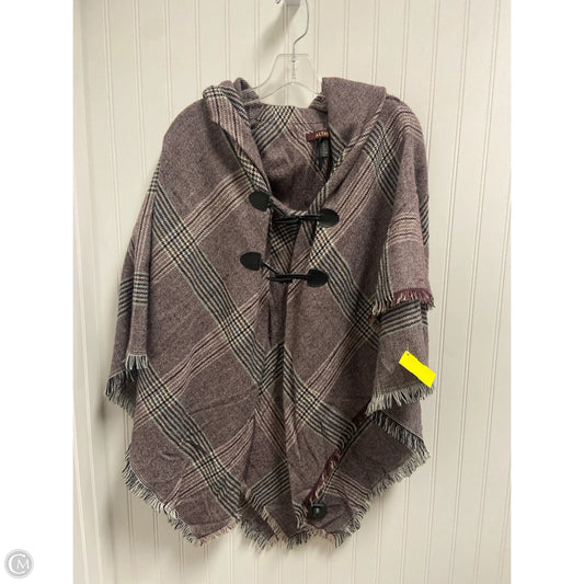Poncho By Clothes Mentor In Plaid Pattern, Size: Osfm