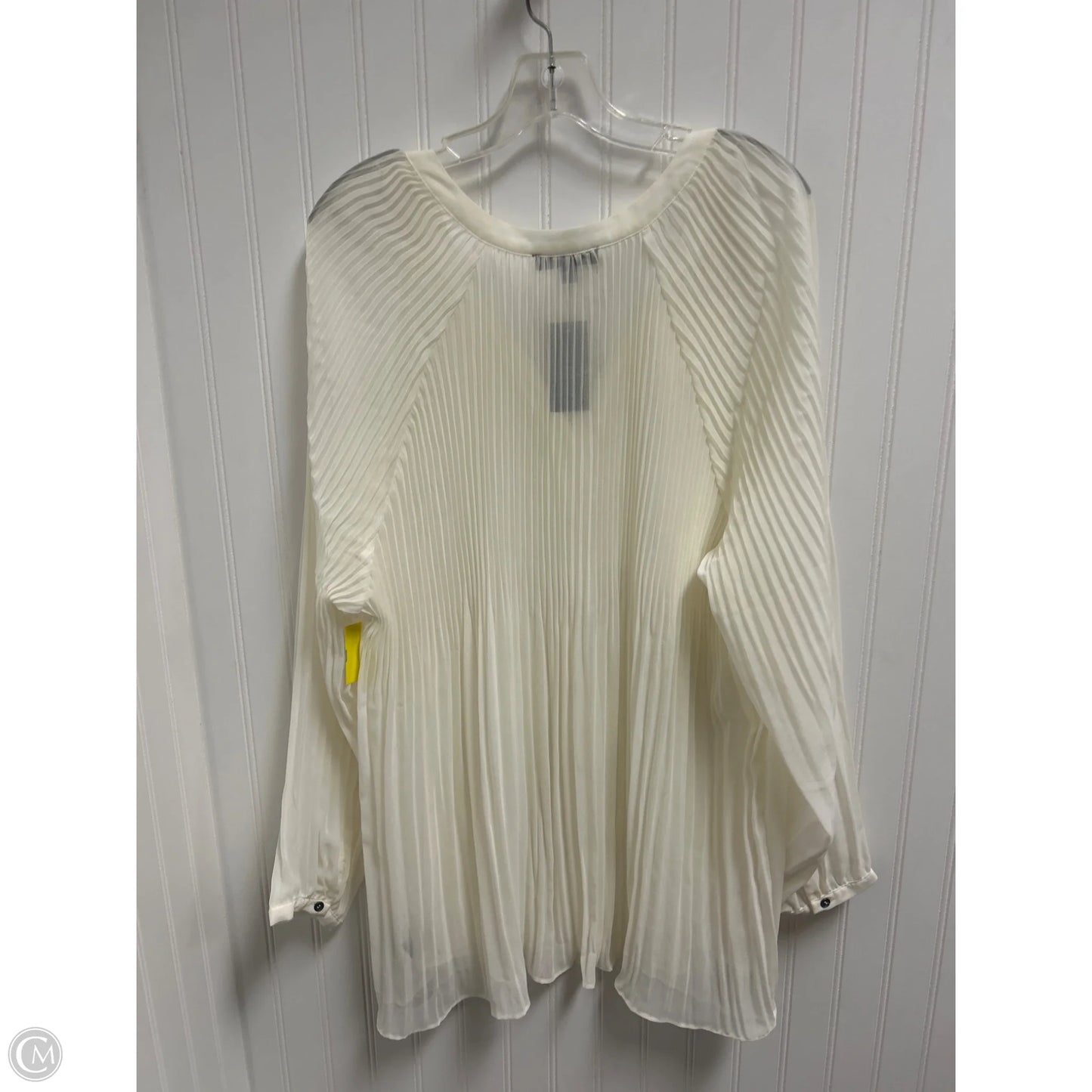 Top Long Sleeve By Lane Bryant In Cream, Size: 4x
