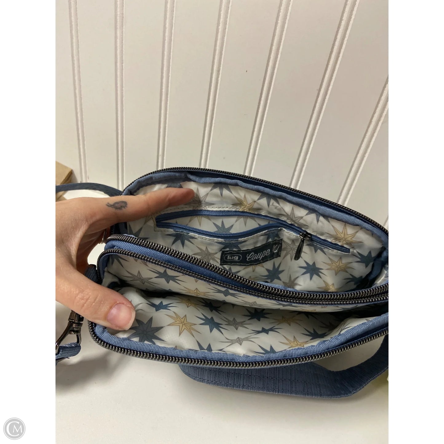 Crossbody By Lug, Size: Medium