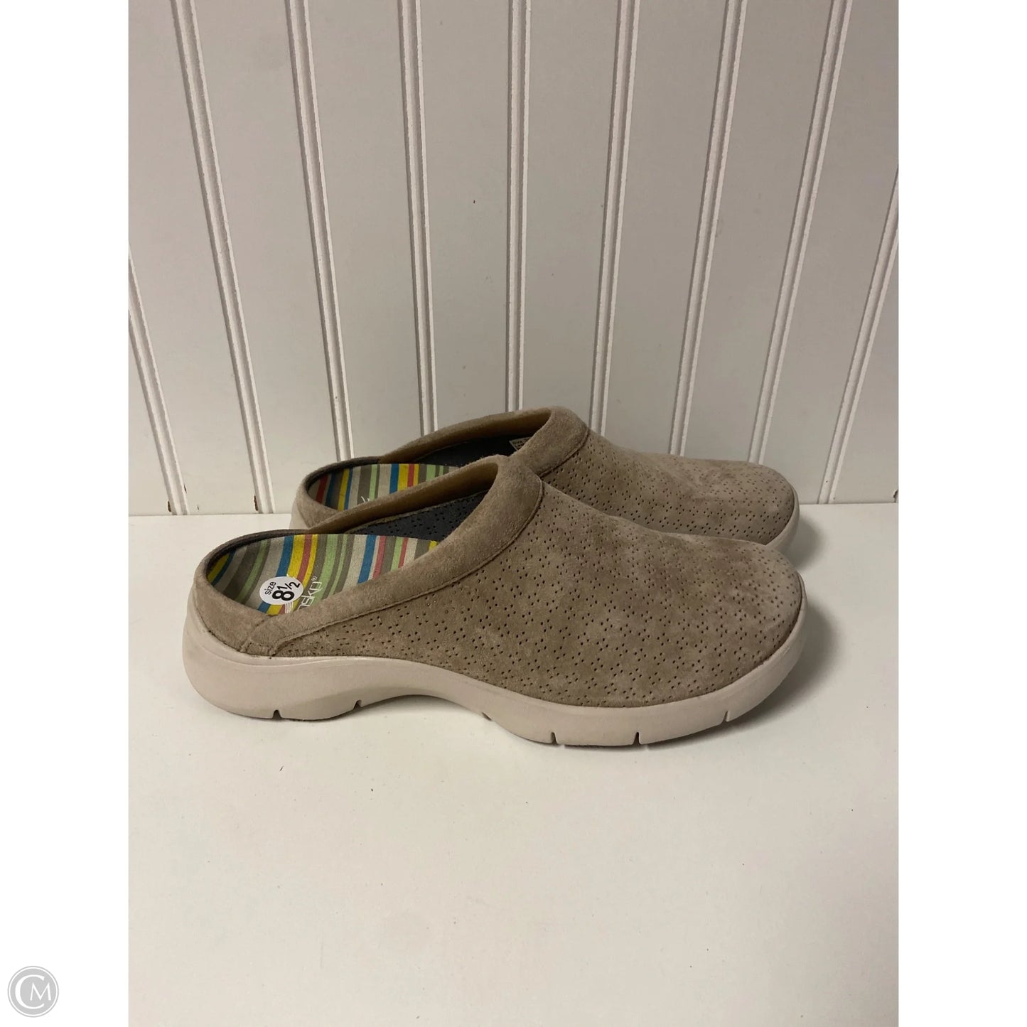 Shoes Flats By Dansko In Taupe, Size: 8.5