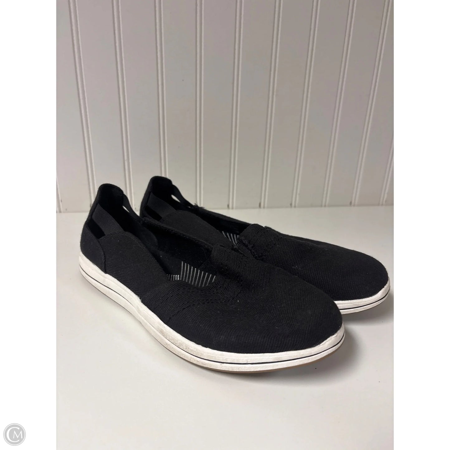 Shoes Flats By Clarks In Black, Size: 8