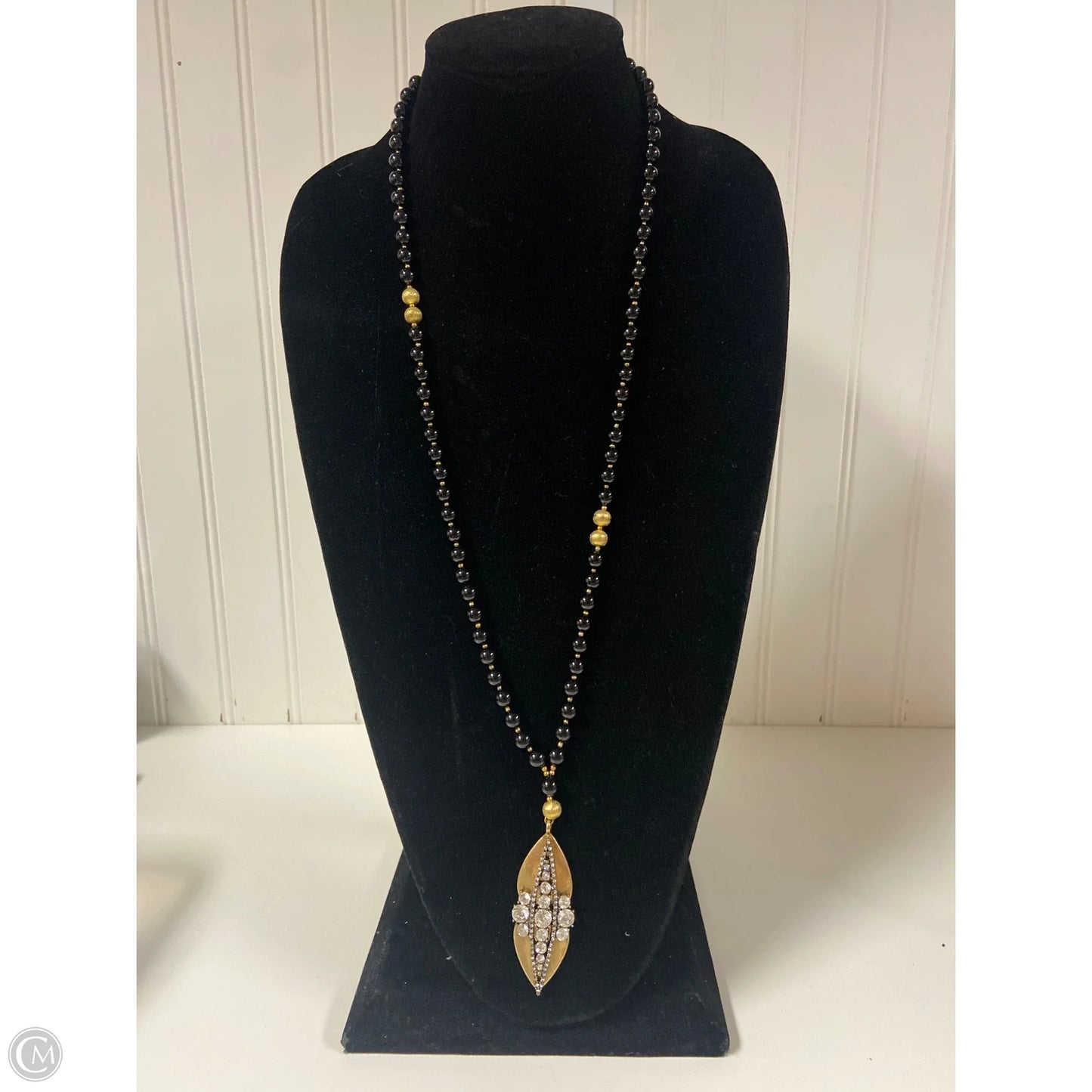 Necklace Pendant By Clothes Mentor