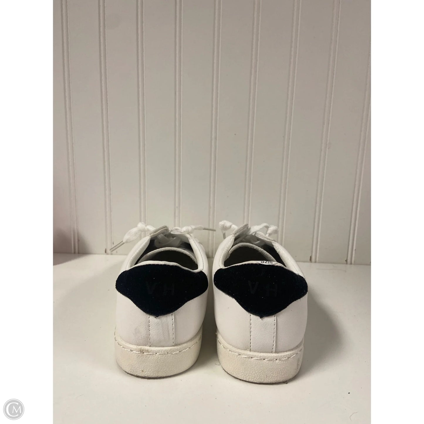 Shoes Sneakers By Vintage Havana In White, Size: 7.5