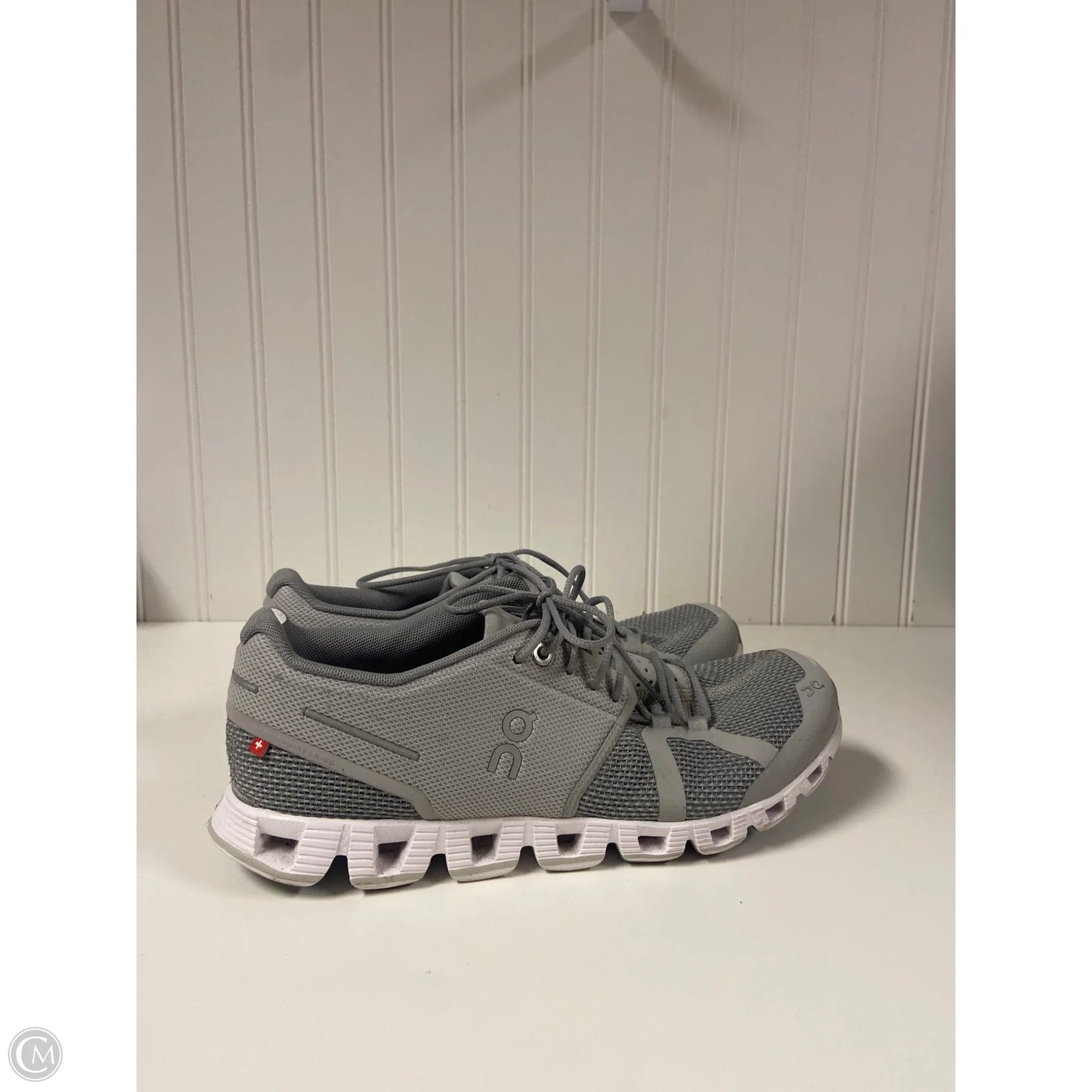 Shoes Athletic By On Cloud In Green, Size: 8