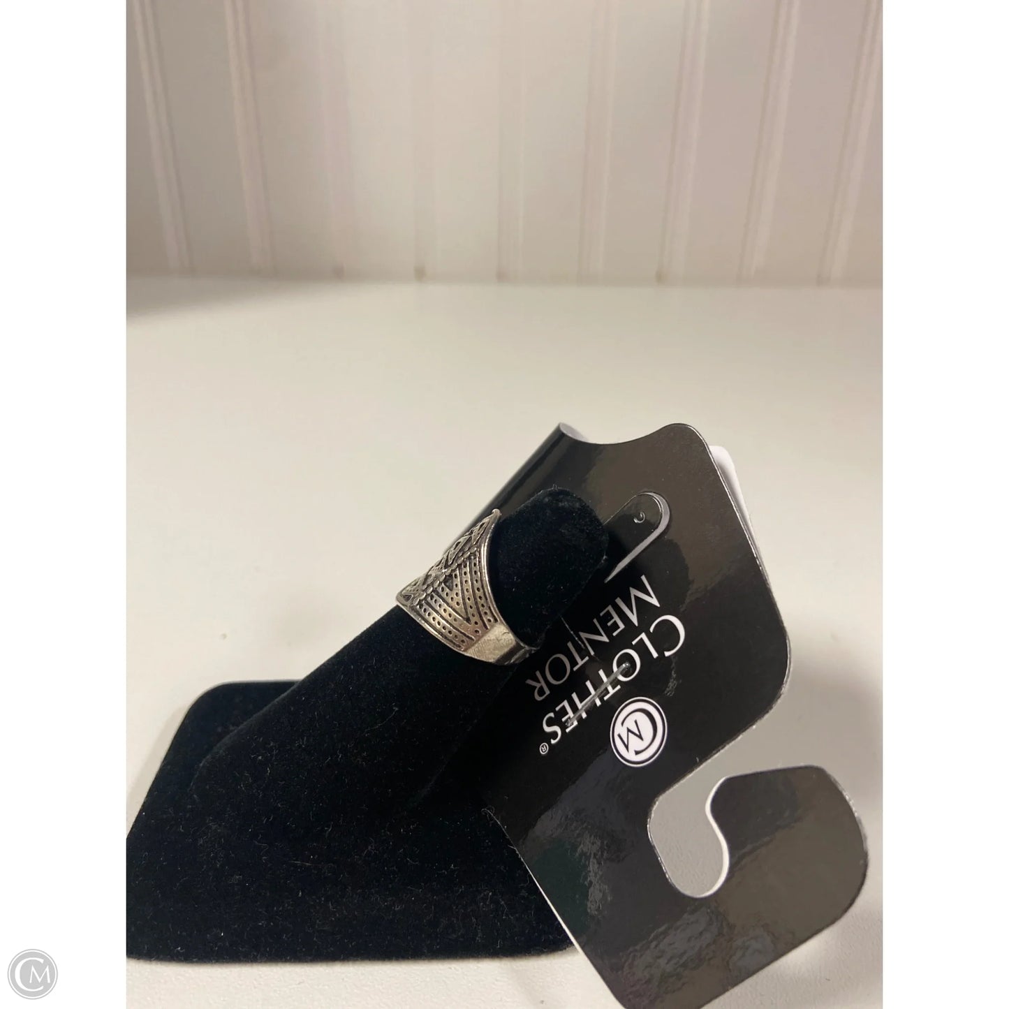 Ring Band By Clothes Mentor, Size: 7