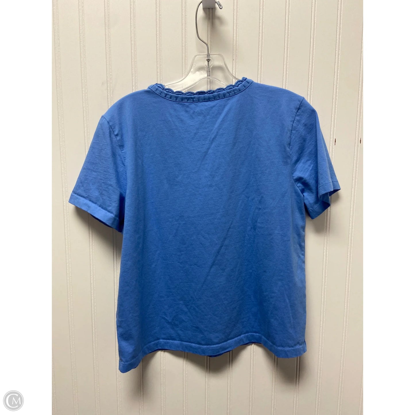 Top Short Sleeve Designer By Lilly Pulitzer In Blue, Size: M