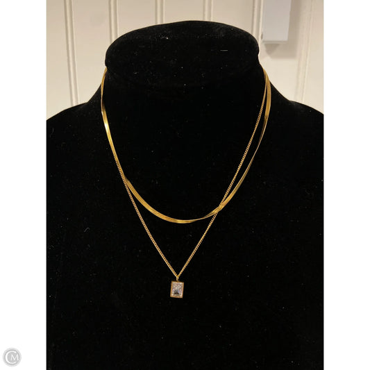 Necklace Layered By Clothes Mentor