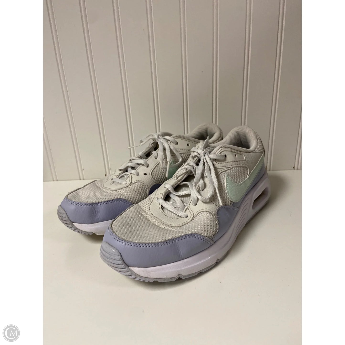 Shoes Sneakers By Nike In White, Size: 9