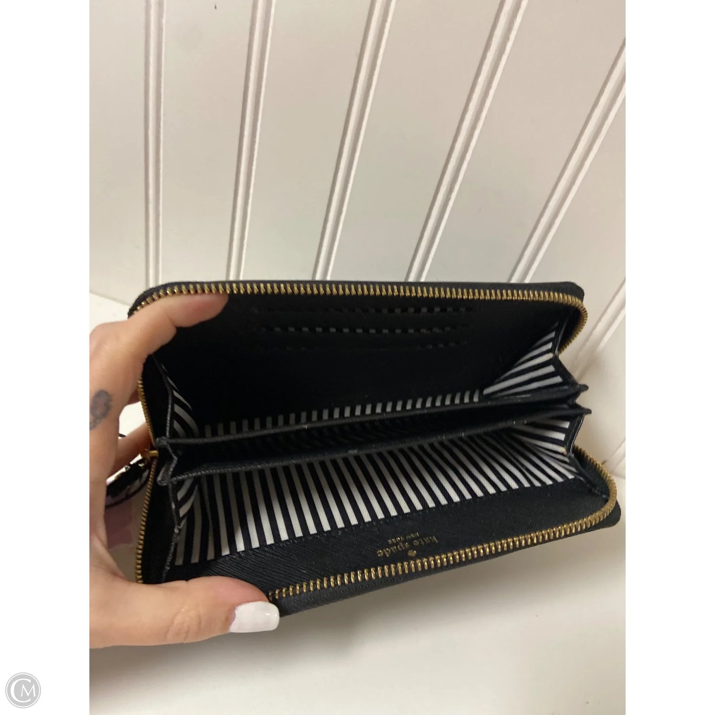 Wristlet Designer By Kate Spade, Size: Medium