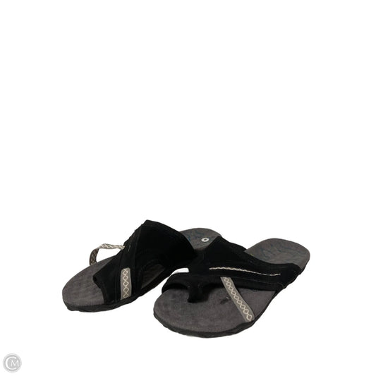 Sandals Flats By Clothes Mentor In Black & Grey, Size: 9