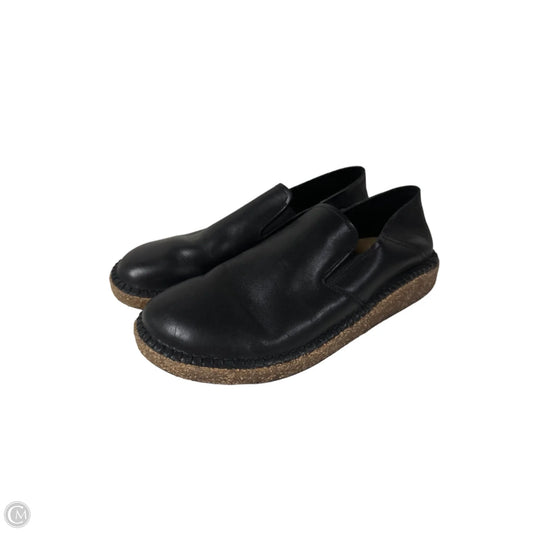 Shoes Flats By Birkenstock In Black, Size: 9