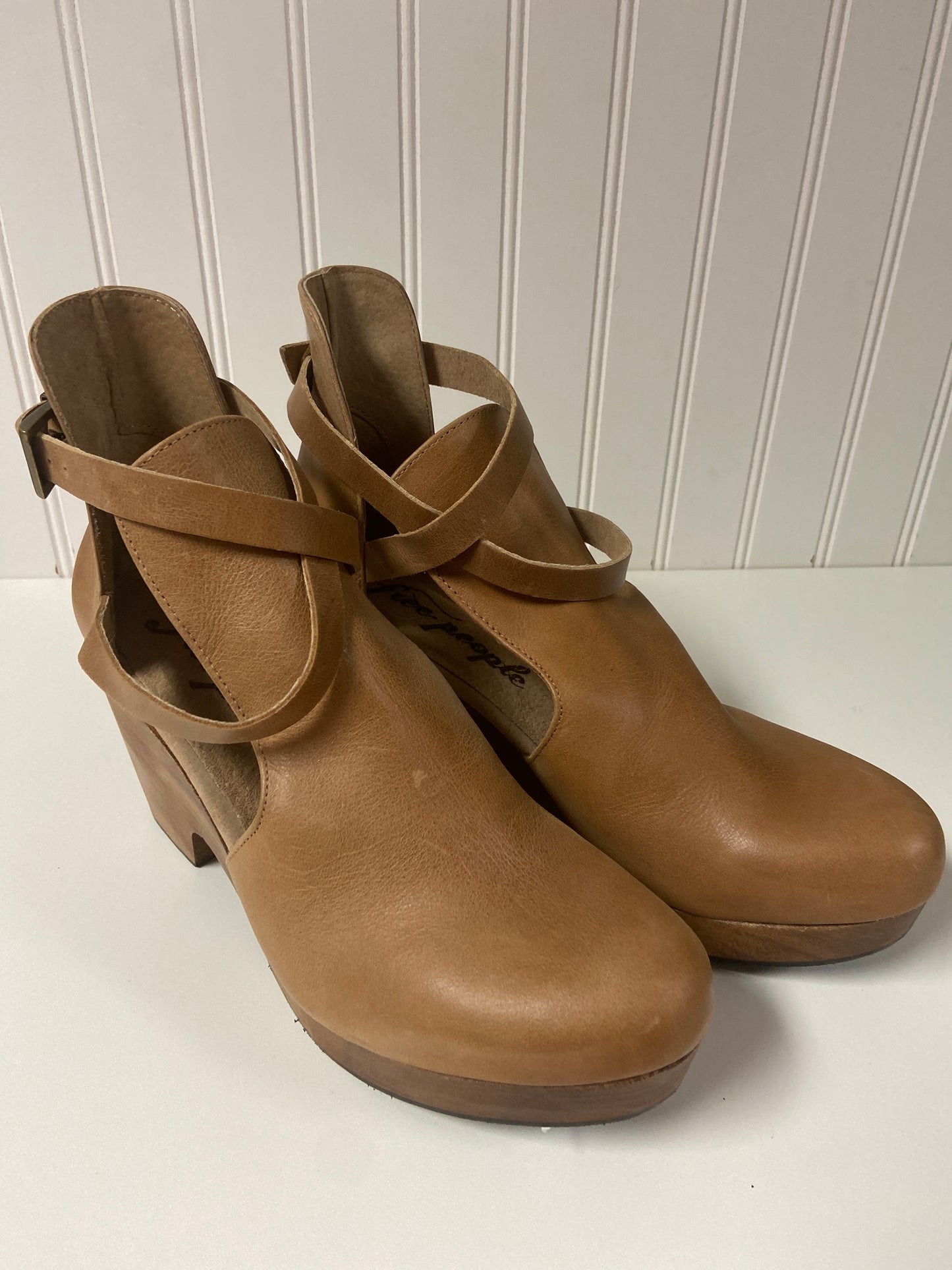 Shoes Heels Block By Free People In Brown, Size: 10