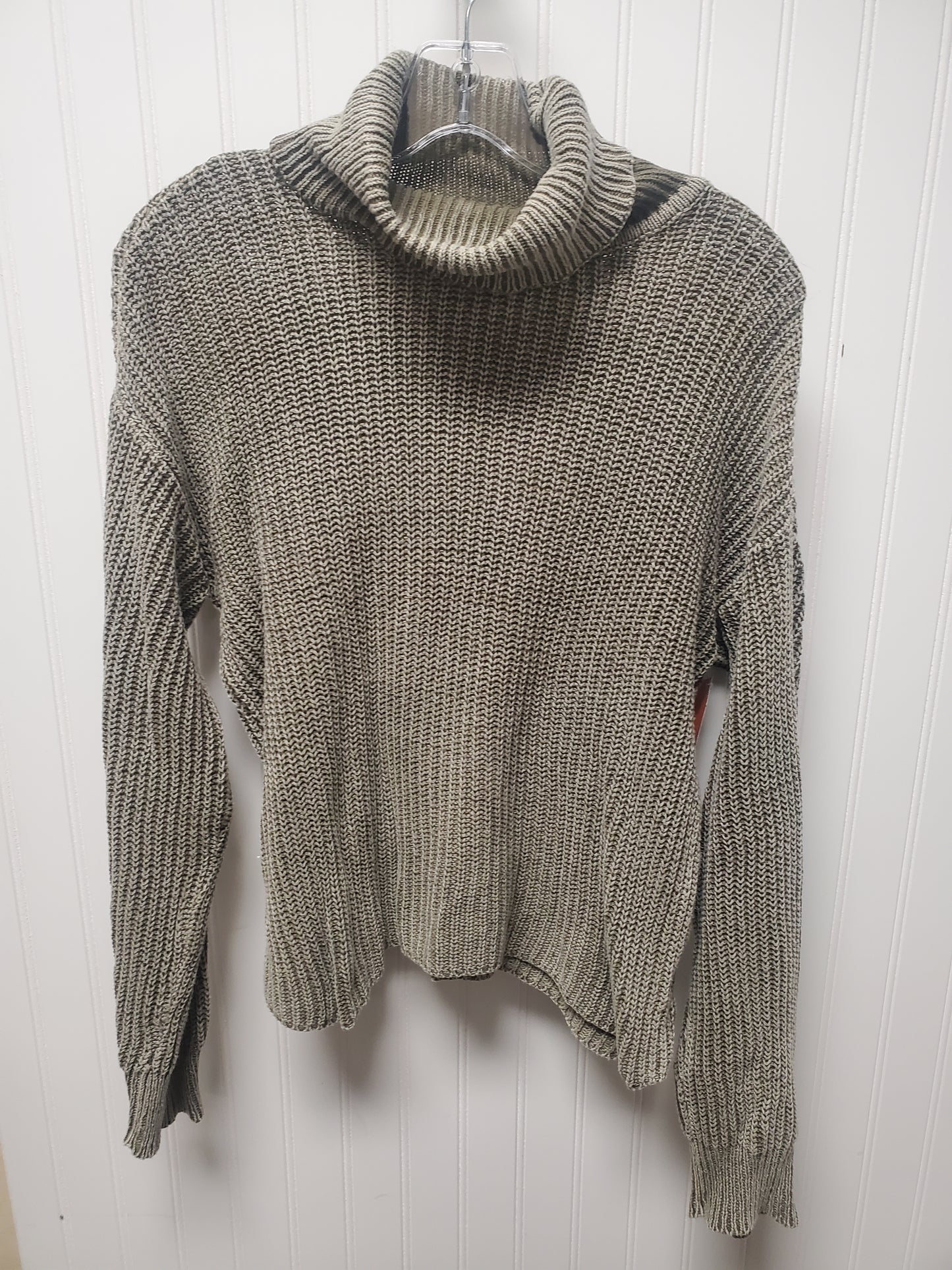 Sweater By Clothes Mentor In Green, Size: M