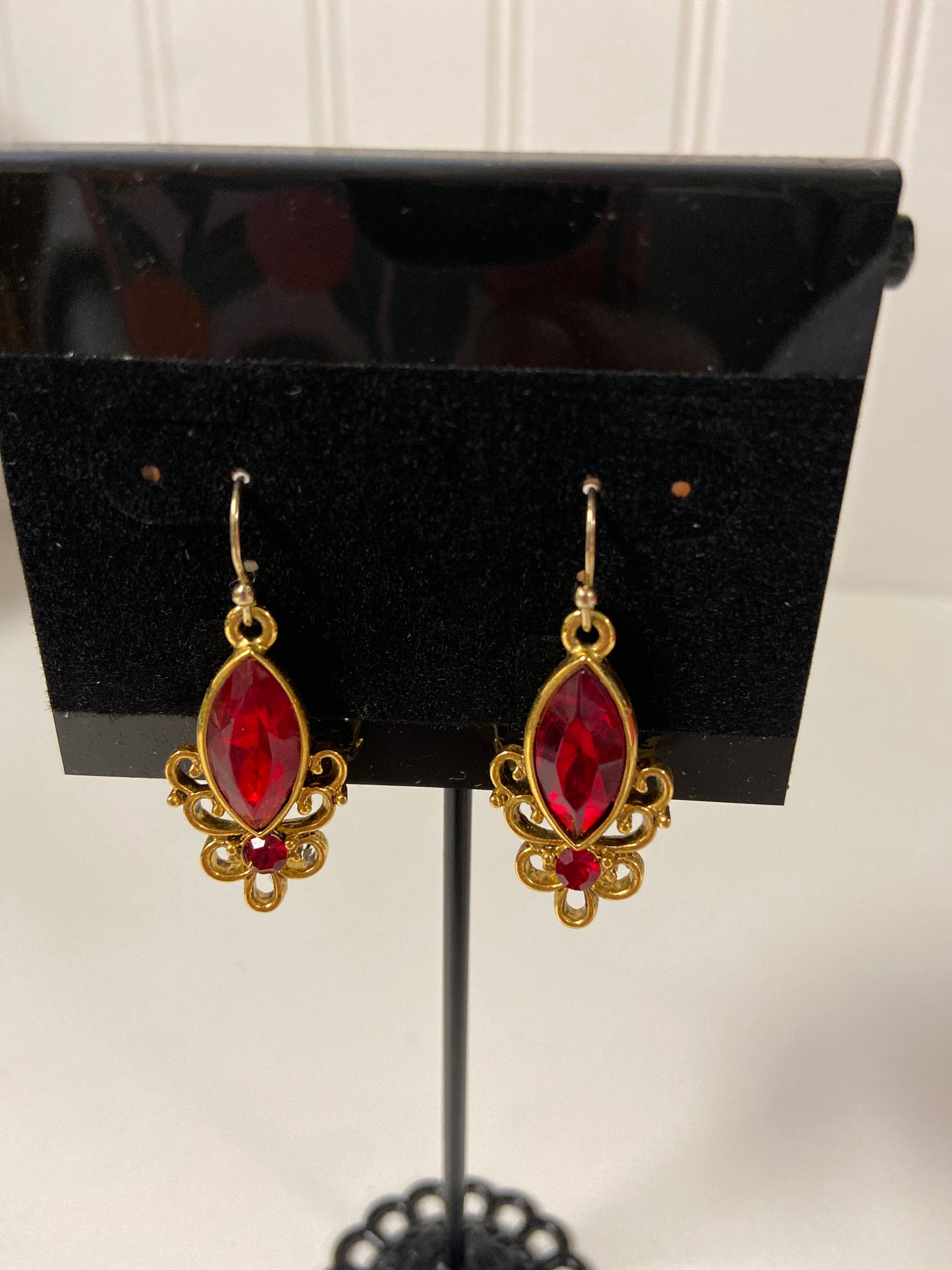 Earrings Dangle/drop By Clothes Mentor