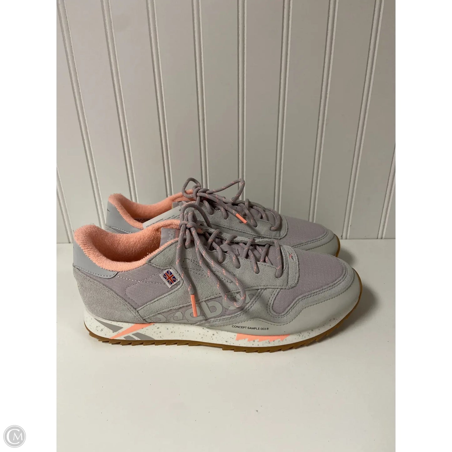 Shoes Athletic By Reebok In Grey, Size: 9.5