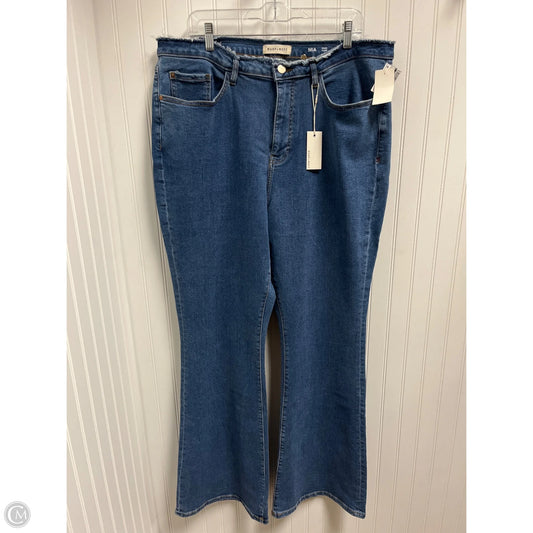 Jeans Flared By Clothes Mentor In Blue Denim, Size: 18