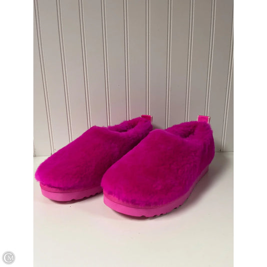 Slippers Designer By Ugg In Pink, Size: 6