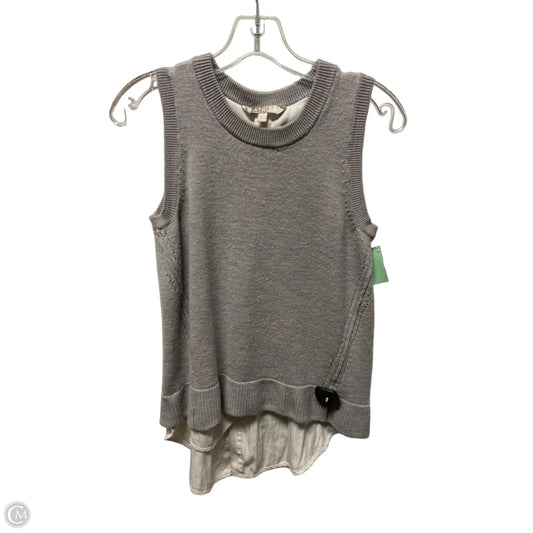 Top Sleeveless By Athleta In Grey, Size: S