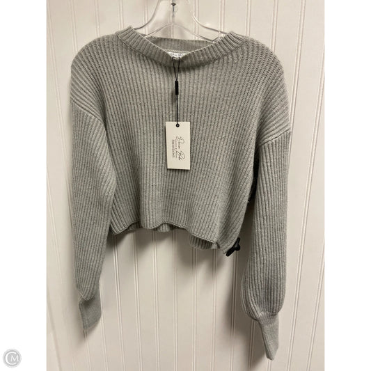 Sweater By Clothes Mentor In Grey, Size: S