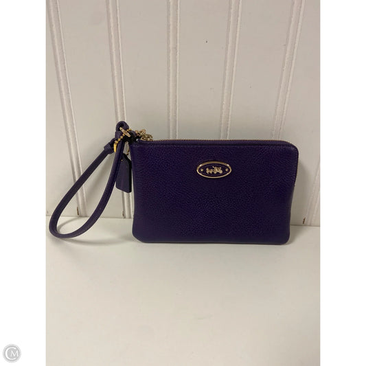 Wristlet Designer By Coach, Size: Medium