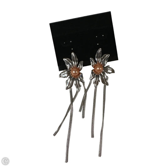 Earrings Dangle/drop By Clothes Mentor