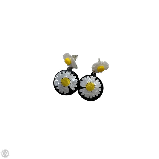 Earrings Dangle/drop By Clothes Mentor
