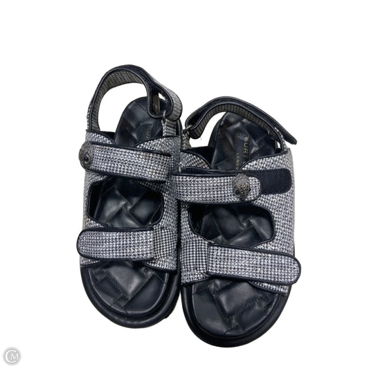 Sandals Designer By Kurt Geiger In Black, Size: 6.5