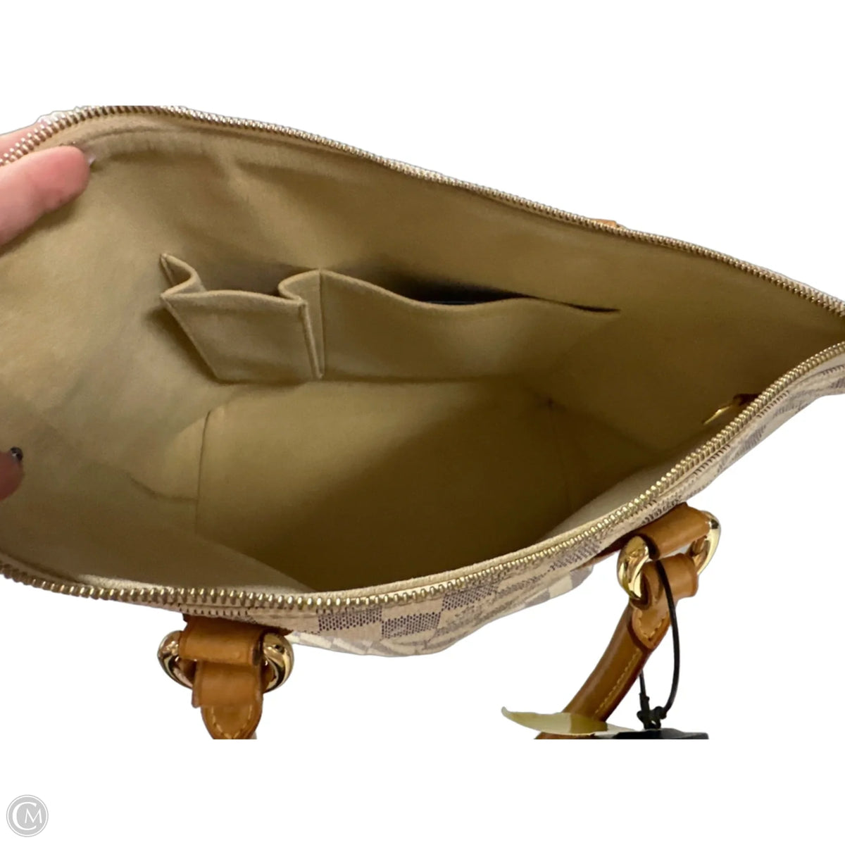 Handbag Luxury Designer By Louis Vuitton, Size: Medium