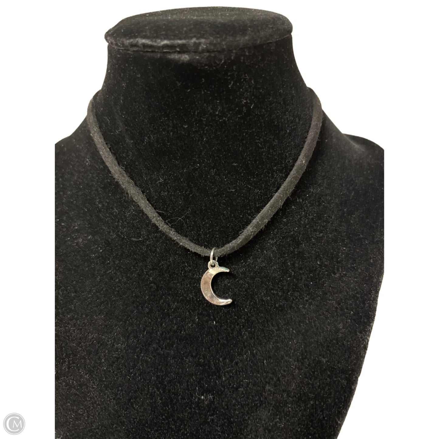 Necklace Choker & Collar By Clothes Mentor